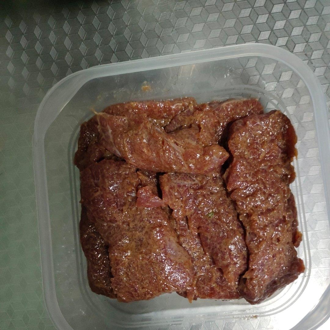 腌制牛排