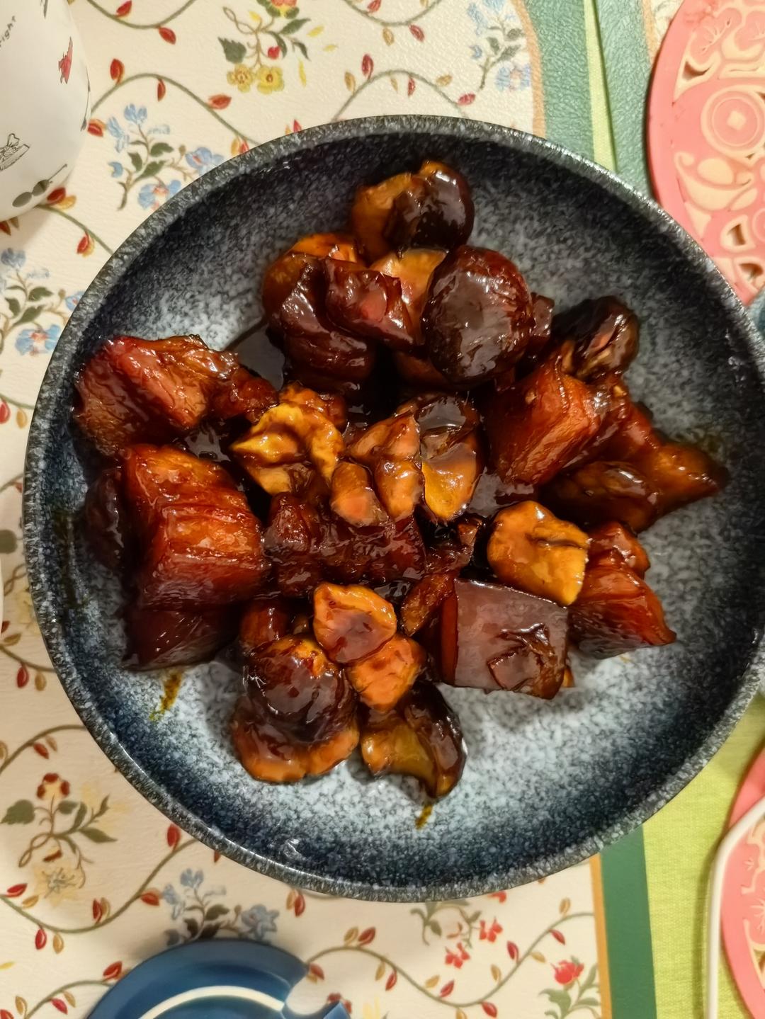 板栗红烧肉