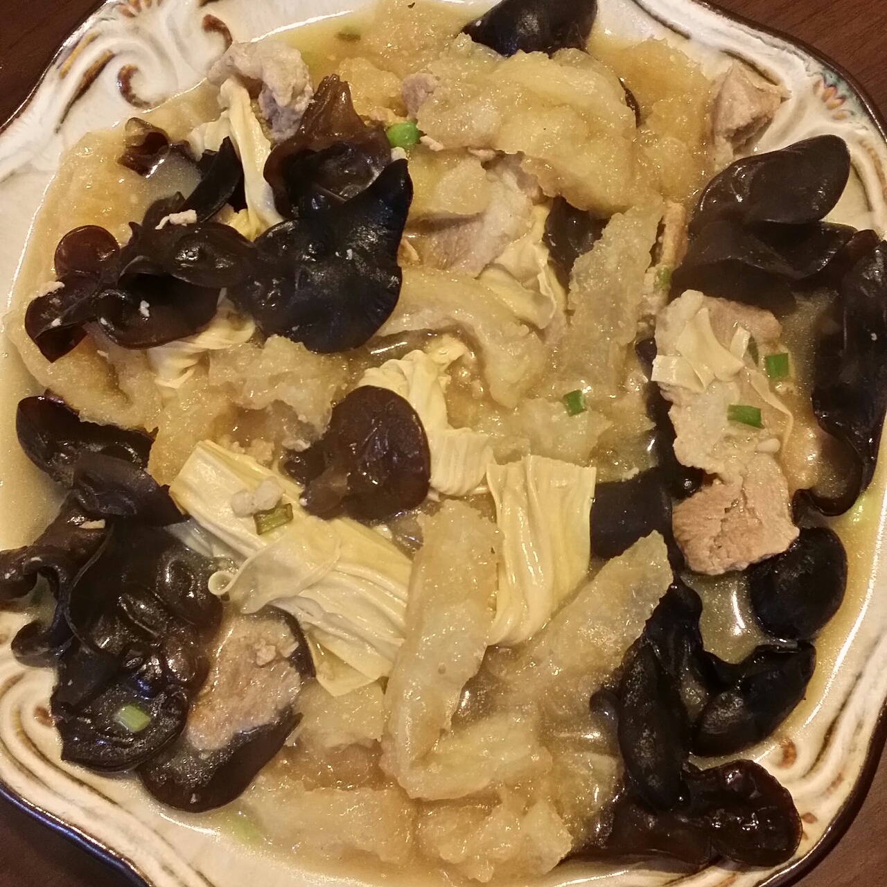 腐竹木耳黄瓜炒