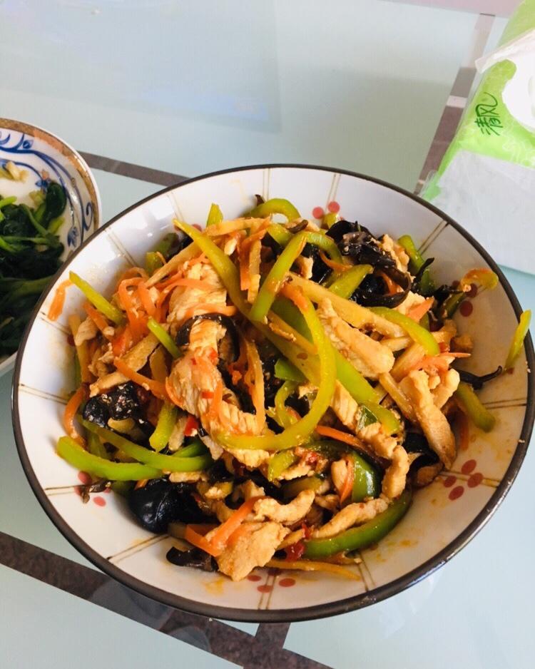 鱼香肉丝~~给孩子拌米饭、喝面条、做肉夹馍和肉卷饼，啥都百搭的好拌料，无辣版简单易做