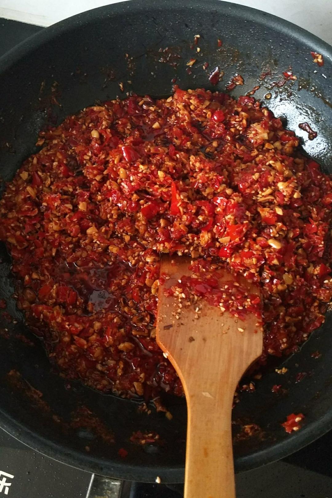 风尘仆人0做的自制辣椒酱