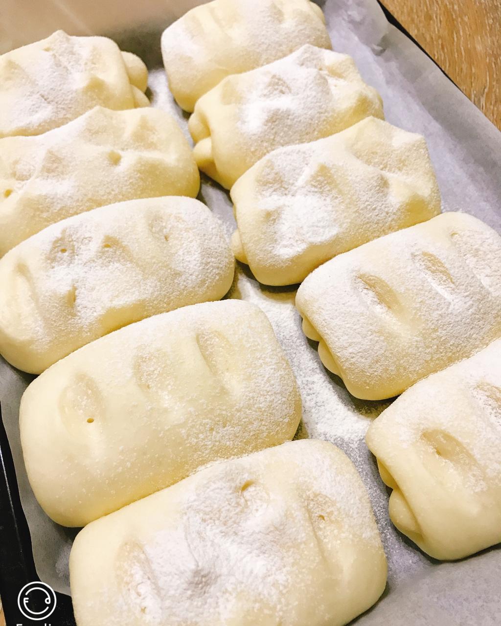 软到不知所措的牛奶卷