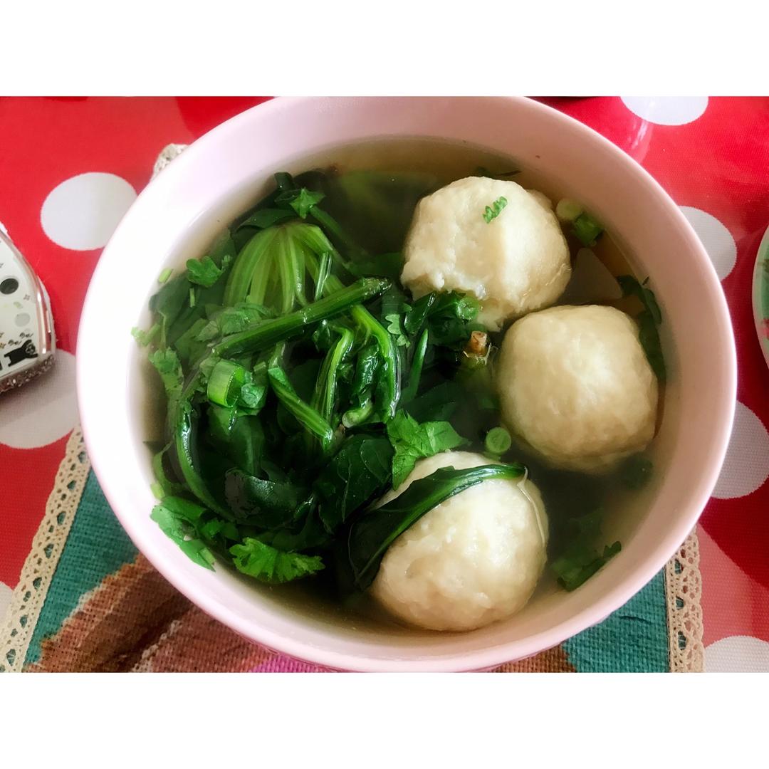 鱼丸菠菜汤