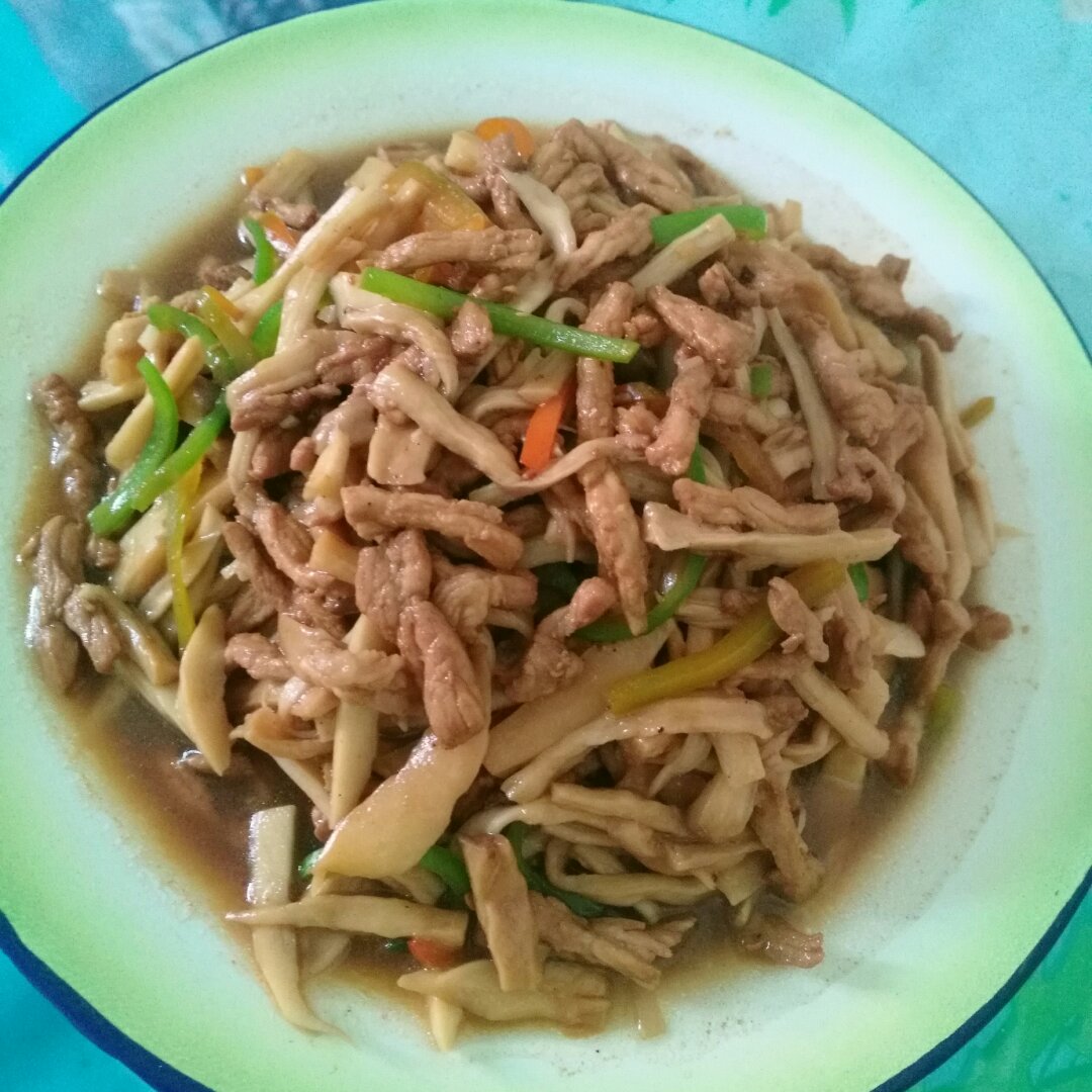 手撕杏鲍菇炒肉丝