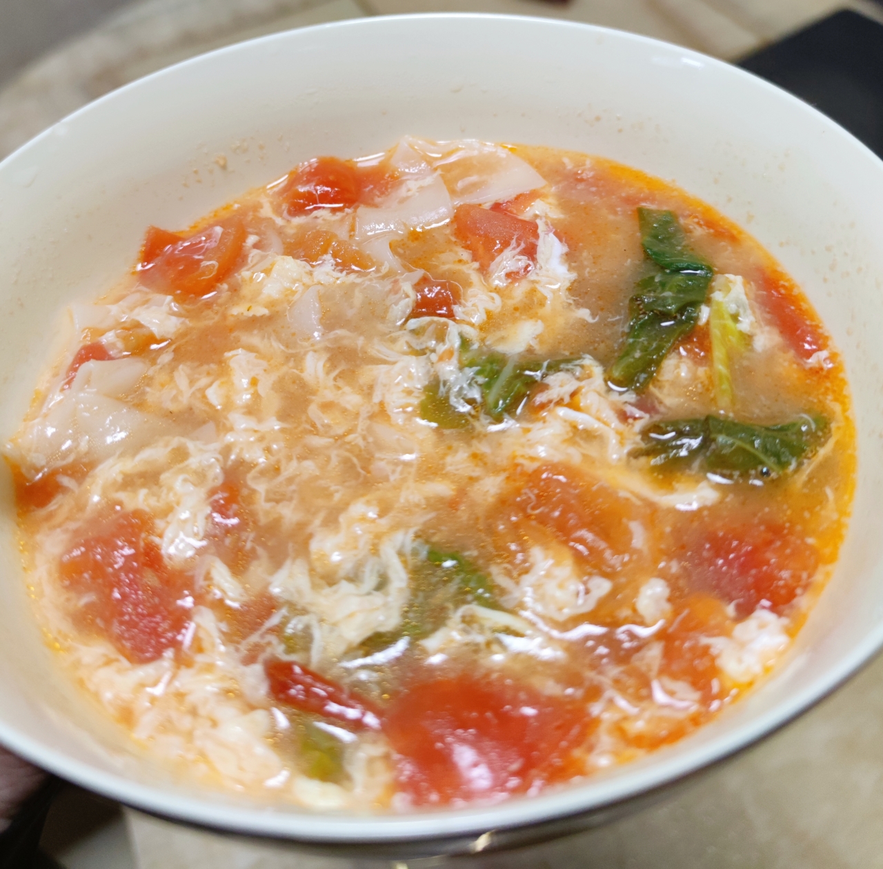 番茄饺子面皮汤（一人食有手就会版）的做法