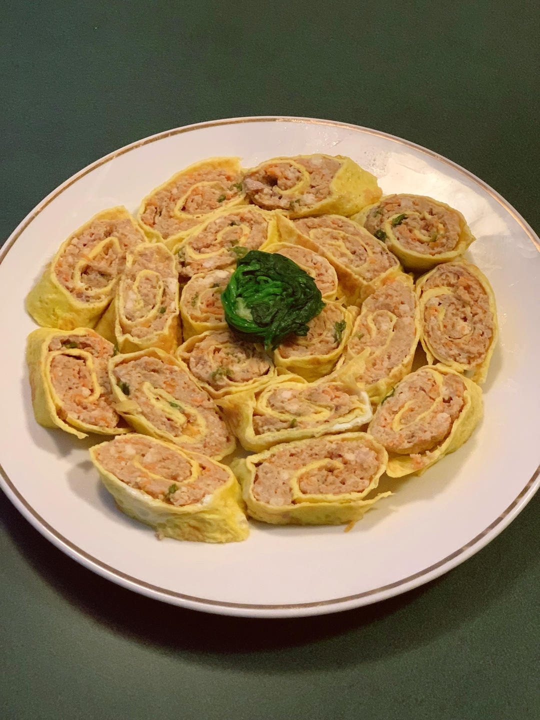 老爸的手艺---蒸肉蛋卷