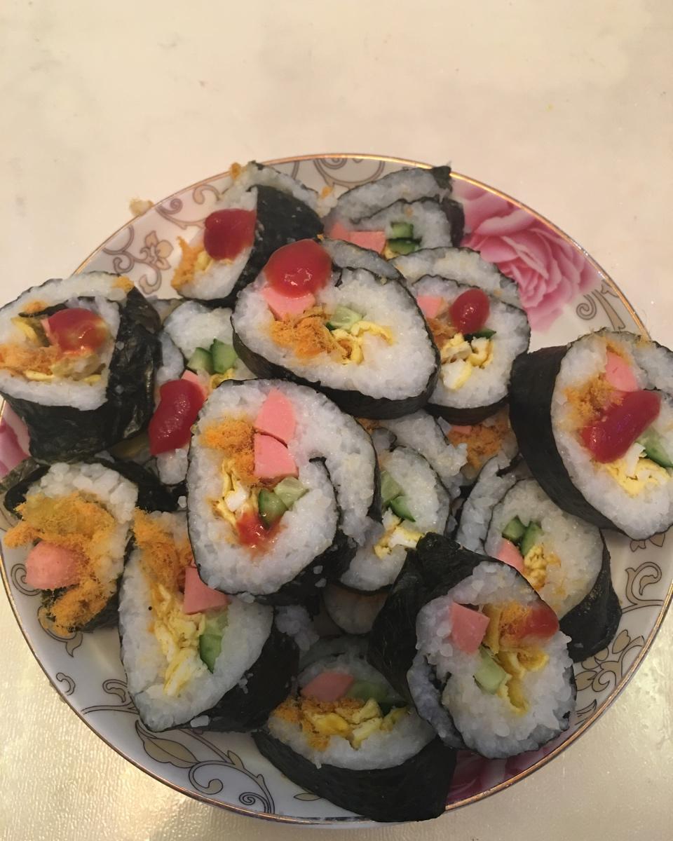紫菜卷寿司