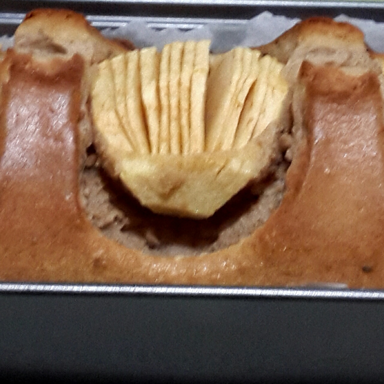 苹果肉桂磅蛋糕