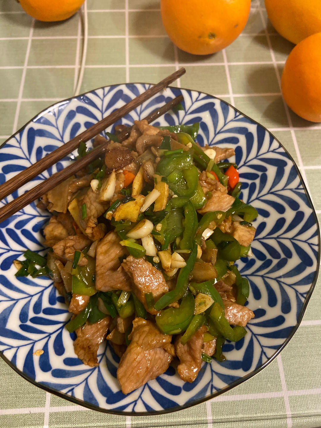 厨师长教你：“小炒五花肉”的家常做法，简单易学，下饭一绝