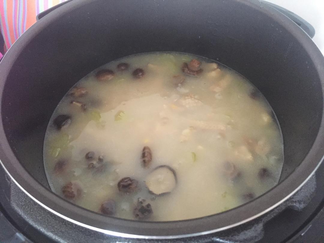 香菇滑鸡粥