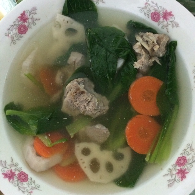莲藕排骨汤