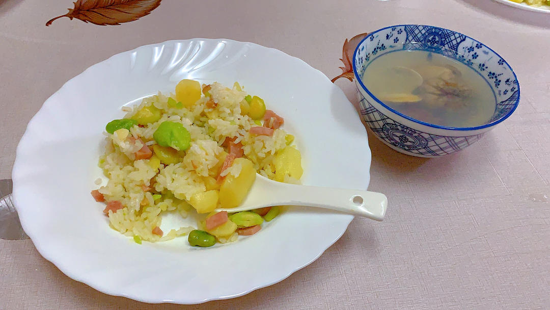 蚕豆焖饭