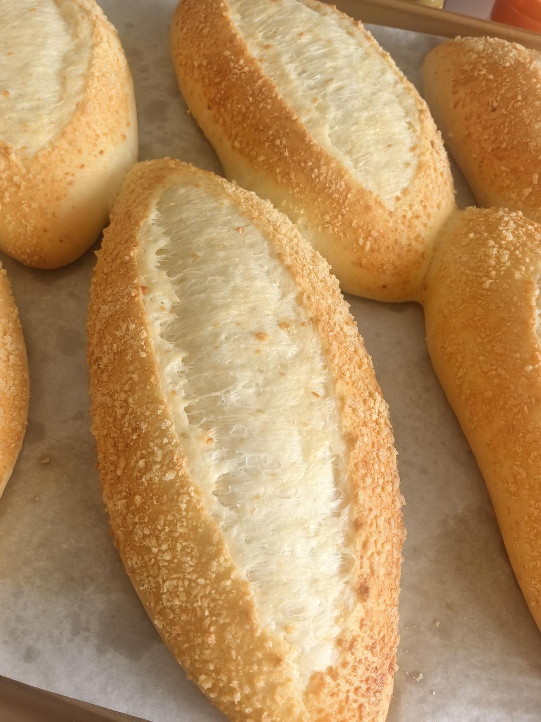 黄金芝士蒜香法式软面包｜芝香浓郁