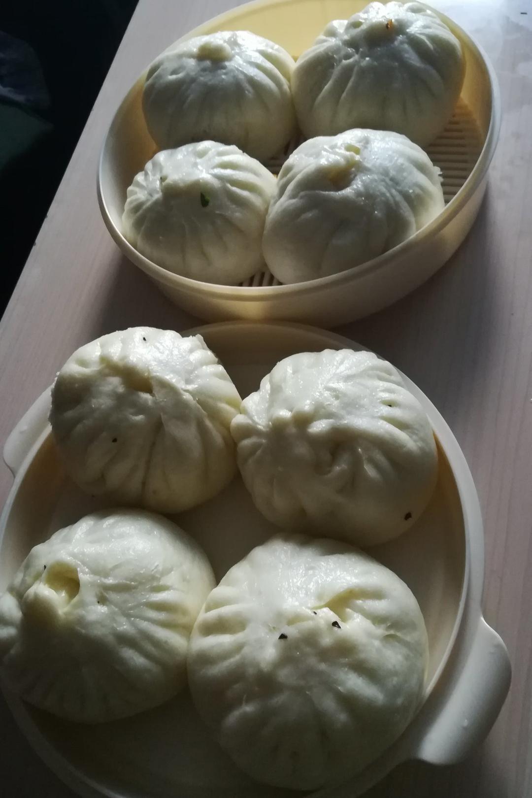 胡萝卜木耳鸡蛋素包子