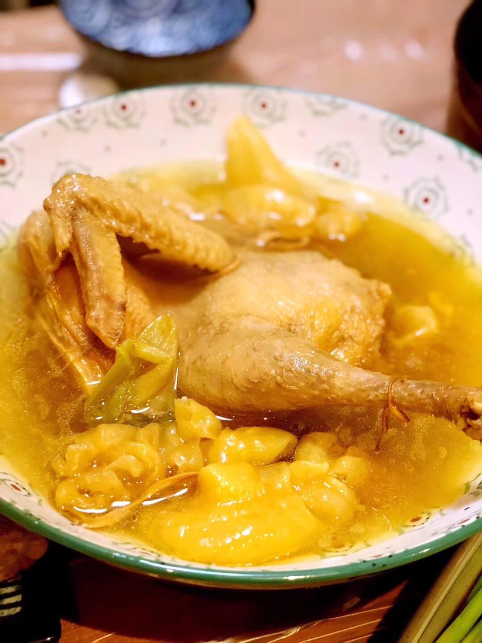 【小森妈妈菜谱】孕妇靓汤花胶炖鸡