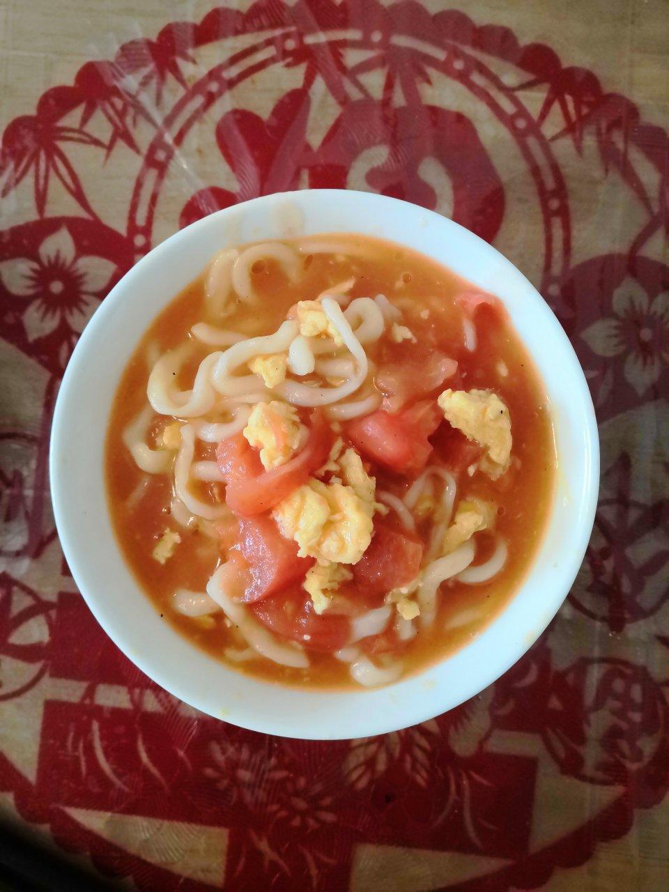 恨不得抱着锅舔的番茄鸡蛋面