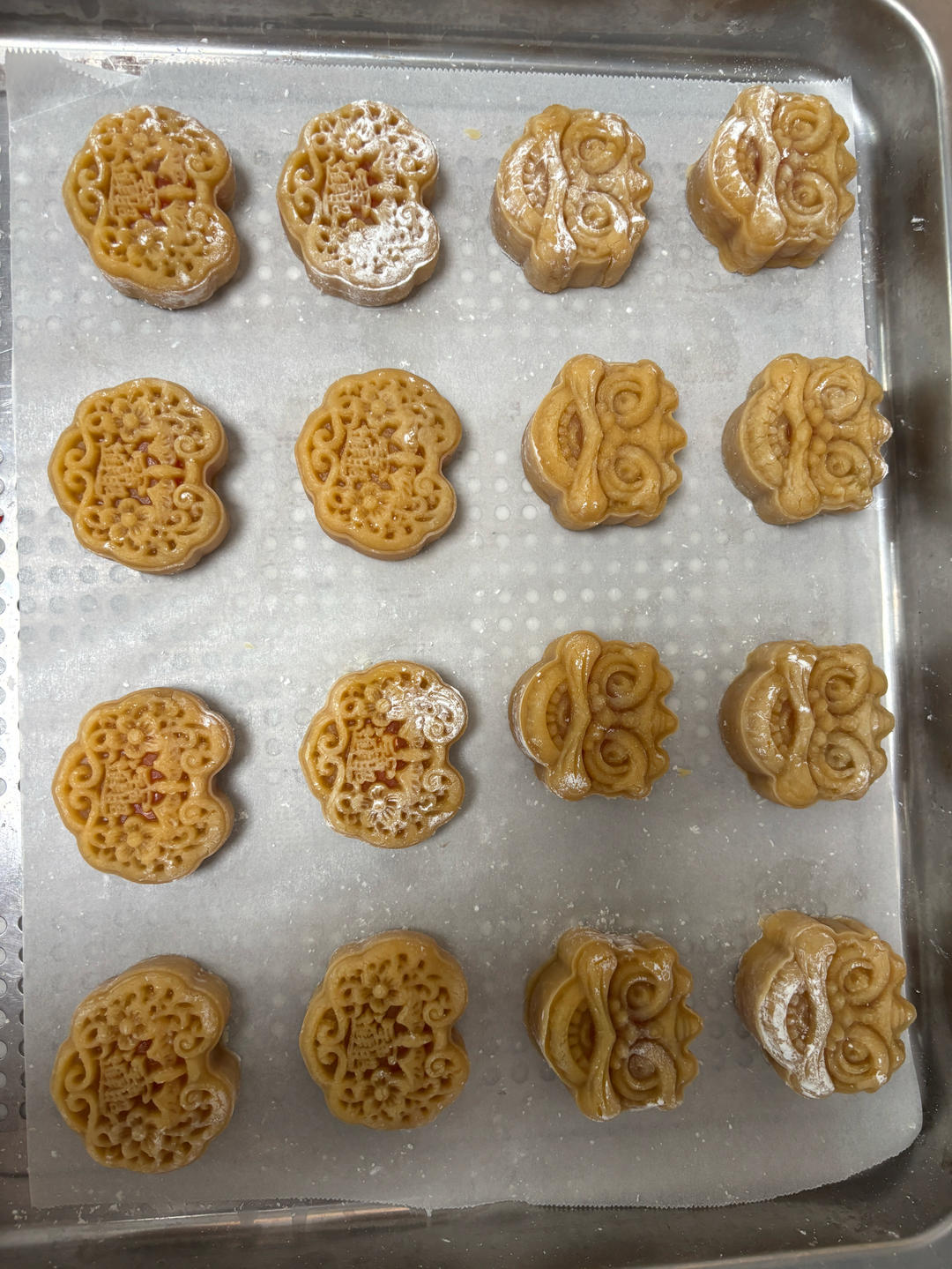 广式月饼—蛋黄莲蓉月饼