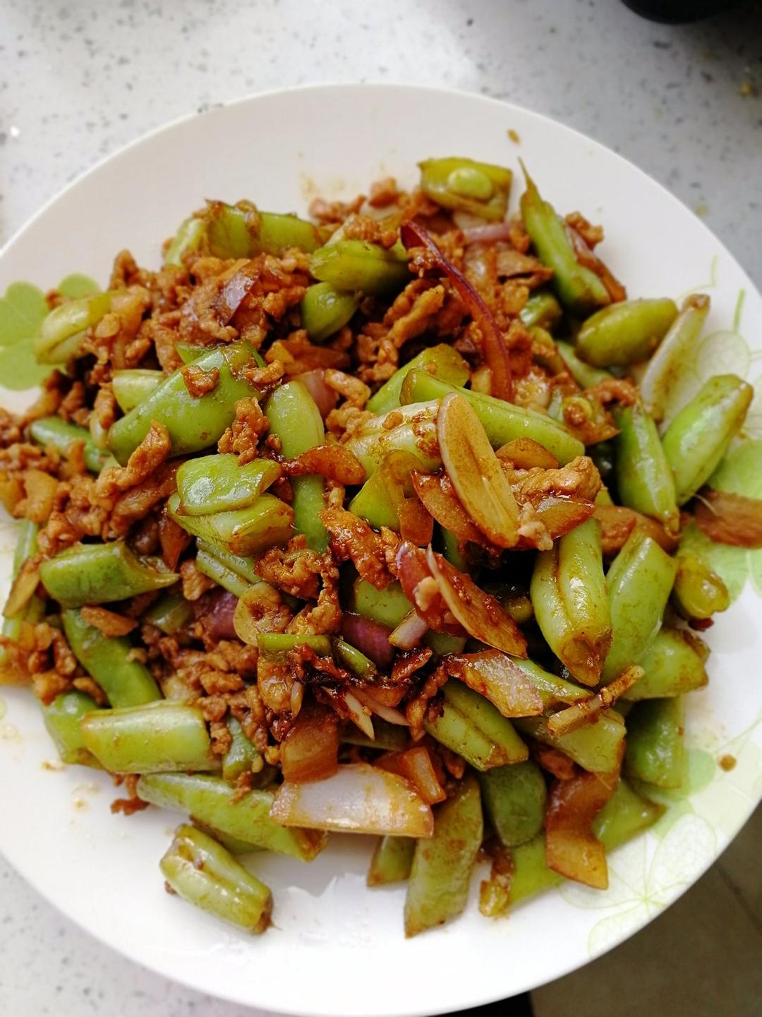 肉沫豆角下饭菜