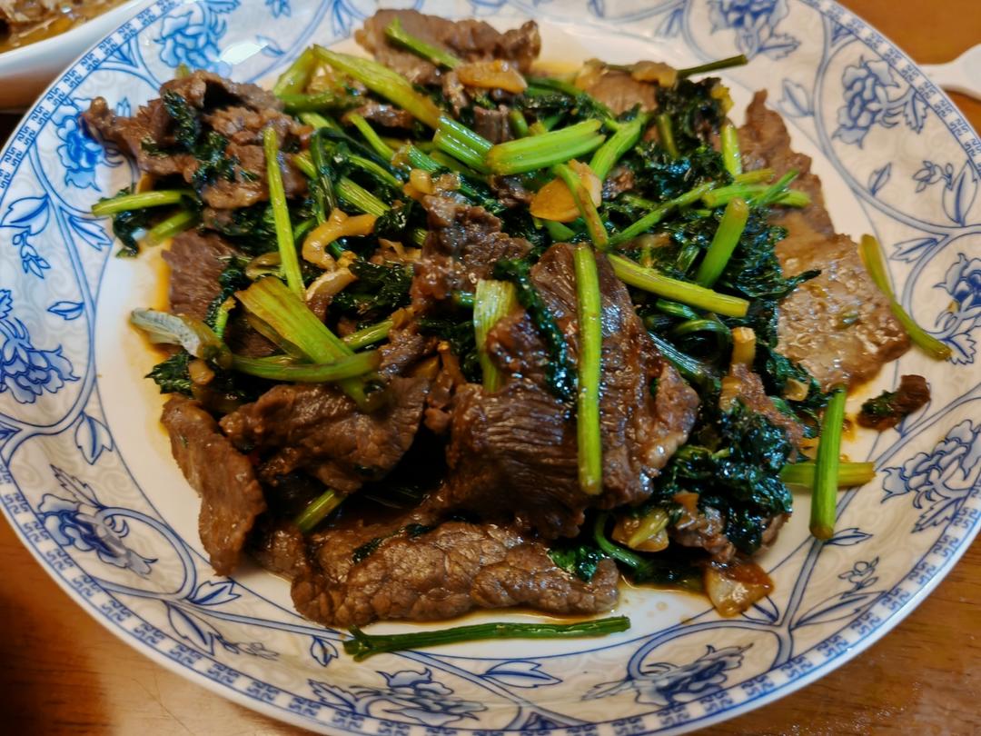 不辣版本的香菜炒牛肉