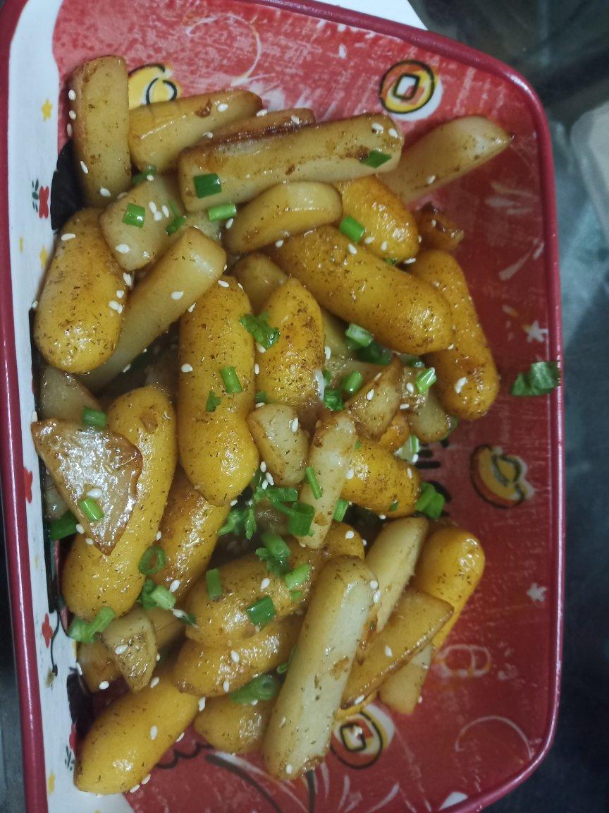 巨解馋🉐️香辣孜然年糕土豆条❗️