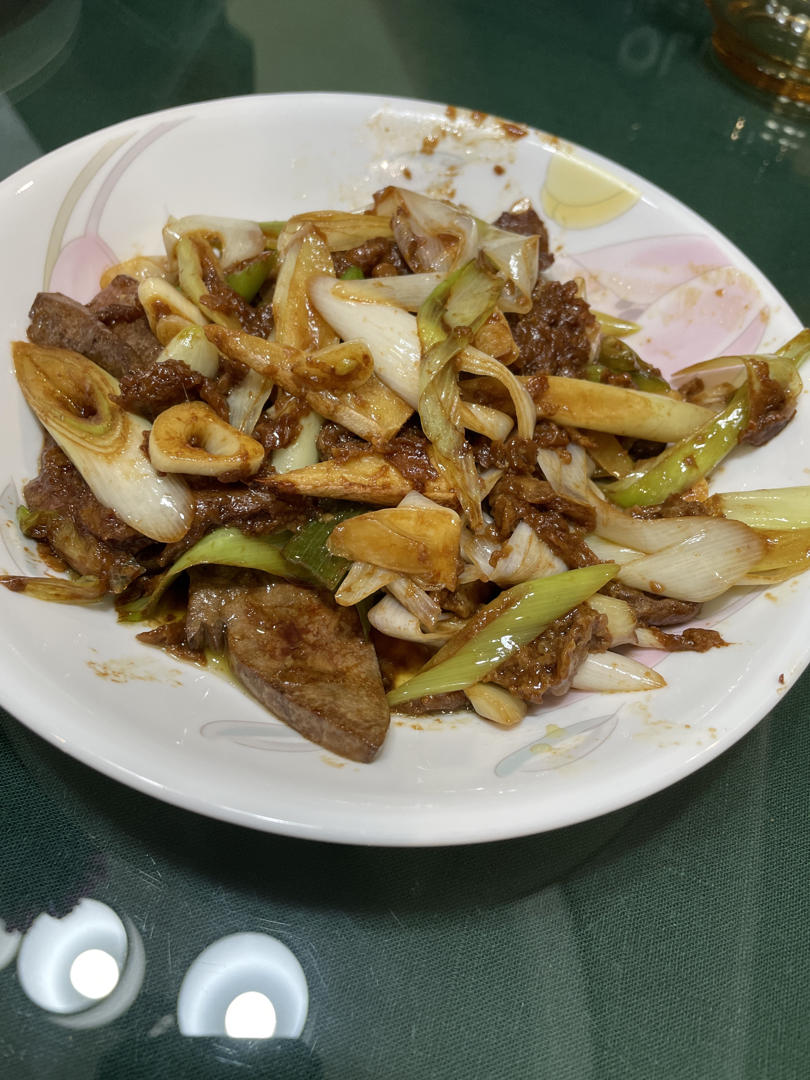 厨师长教你：“小炒猪肝”的家常做法，味道干香很赞，先收藏起来