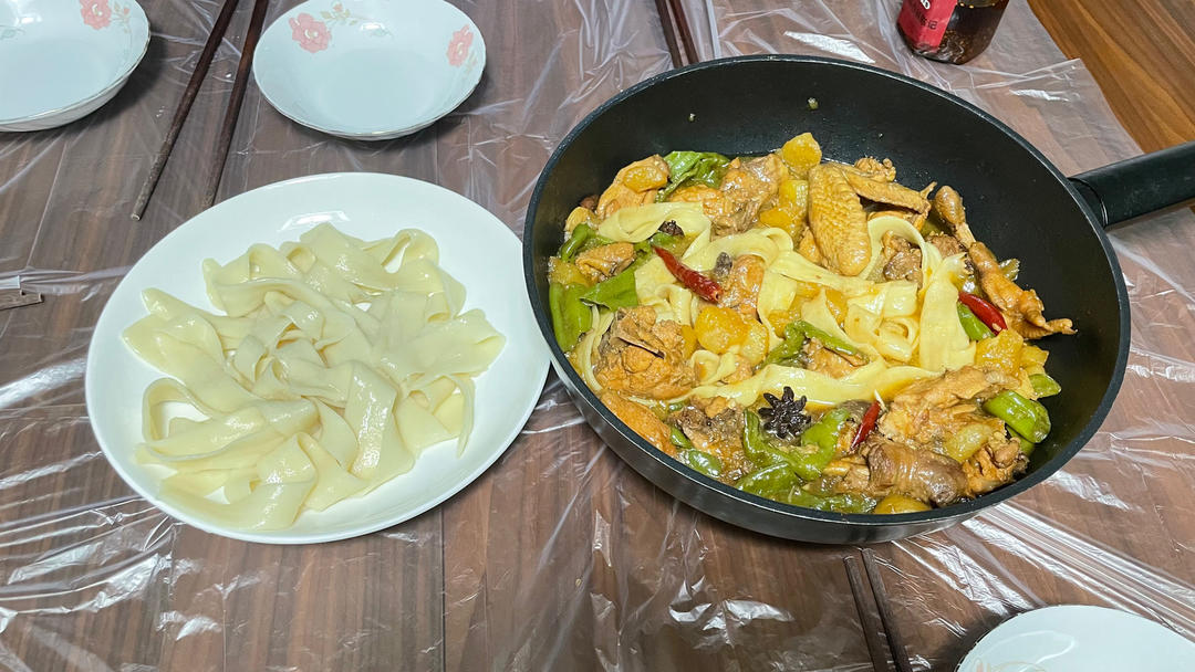 新疆特色大盘鸡（附加皮带面做法）