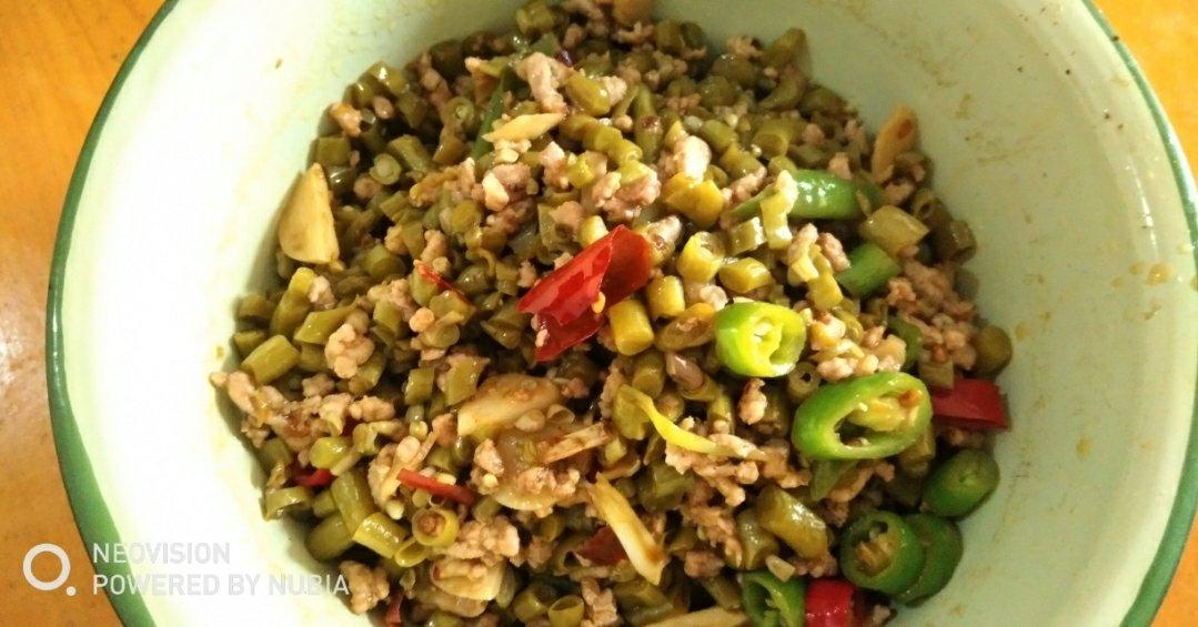 肉沫豆角下饭菜
