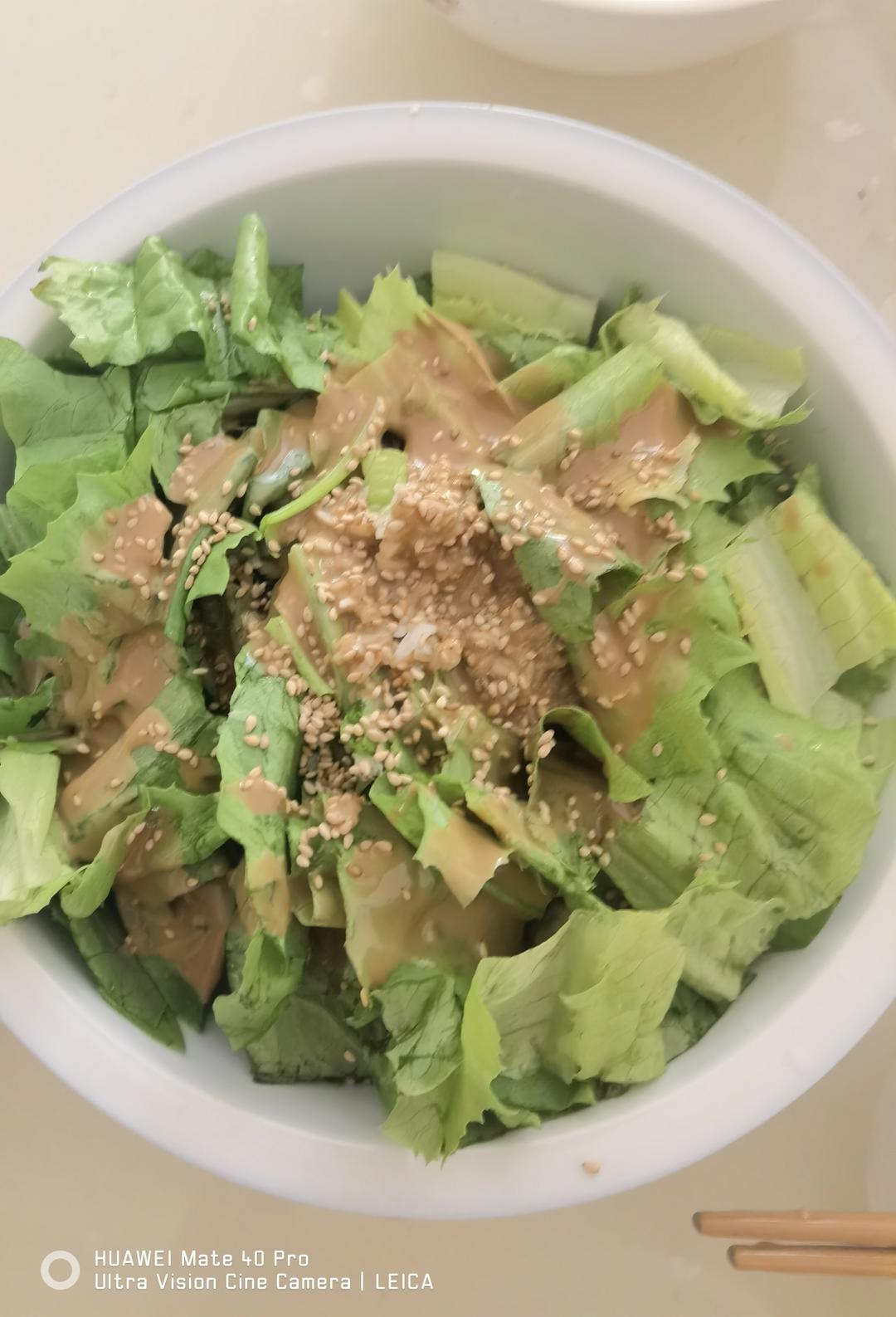 凉拌油麦菜的做法