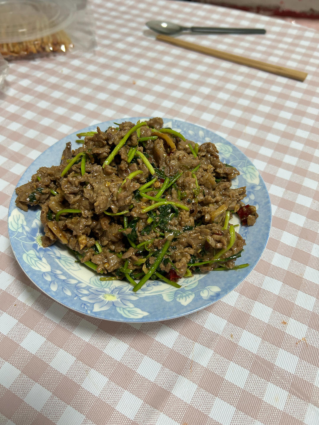 香菜牛肉