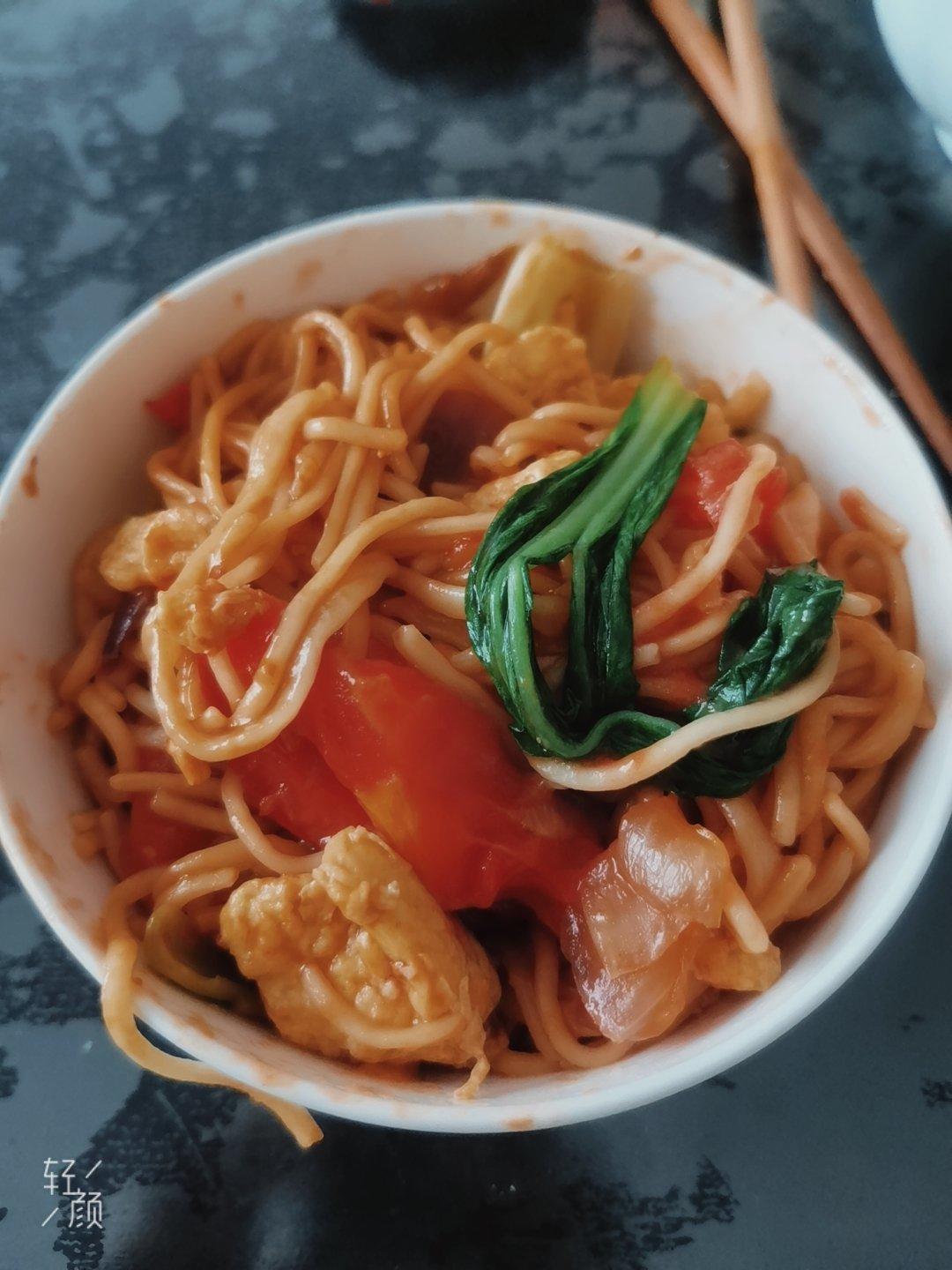 鸡蛋素炒面Fried Noodles Vegetarian
