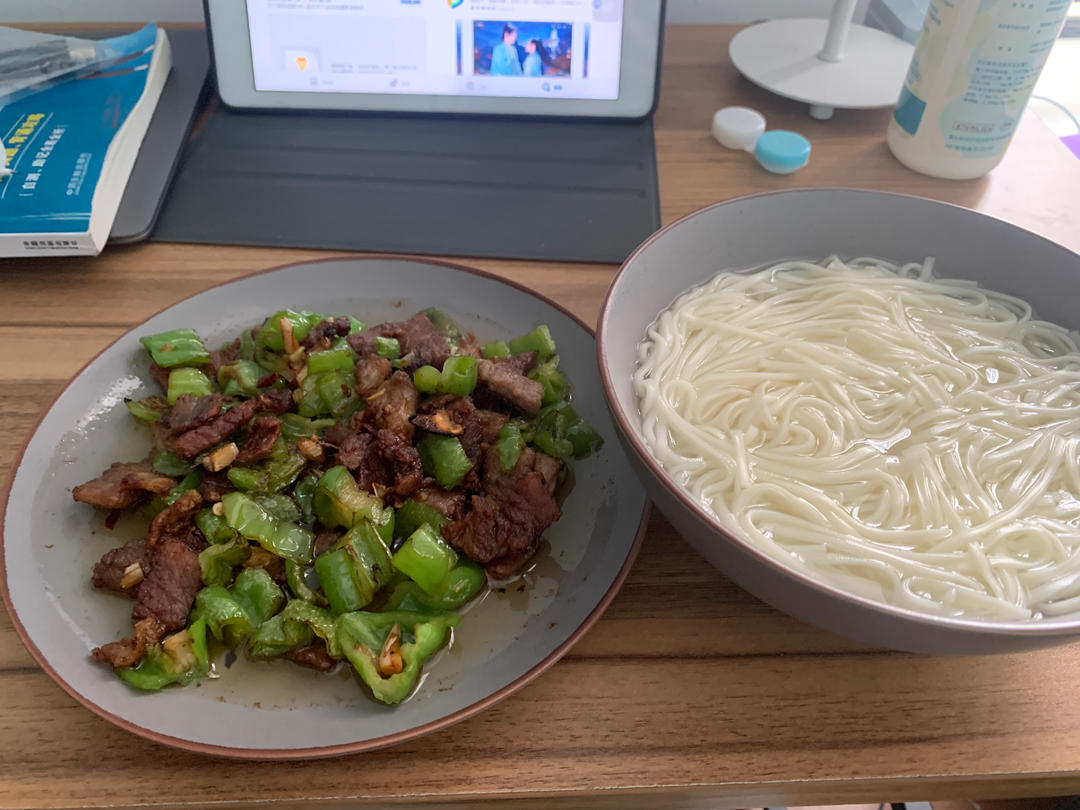 超下饭的辣椒炒肉