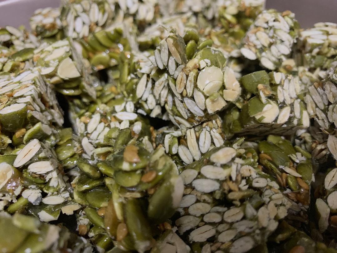 超好吃的南瓜籽芝麻酥糖