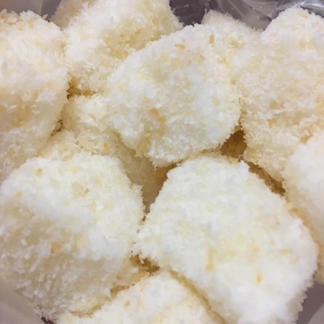 太棒啦！1个方子，做出2道口味一流的甜品！——椰奶小方&炸鲜奶