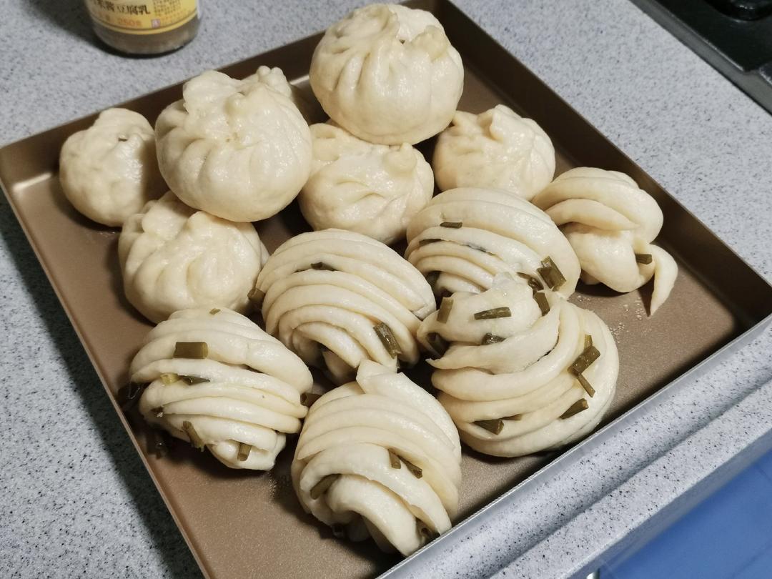榨菜鲜肉包子