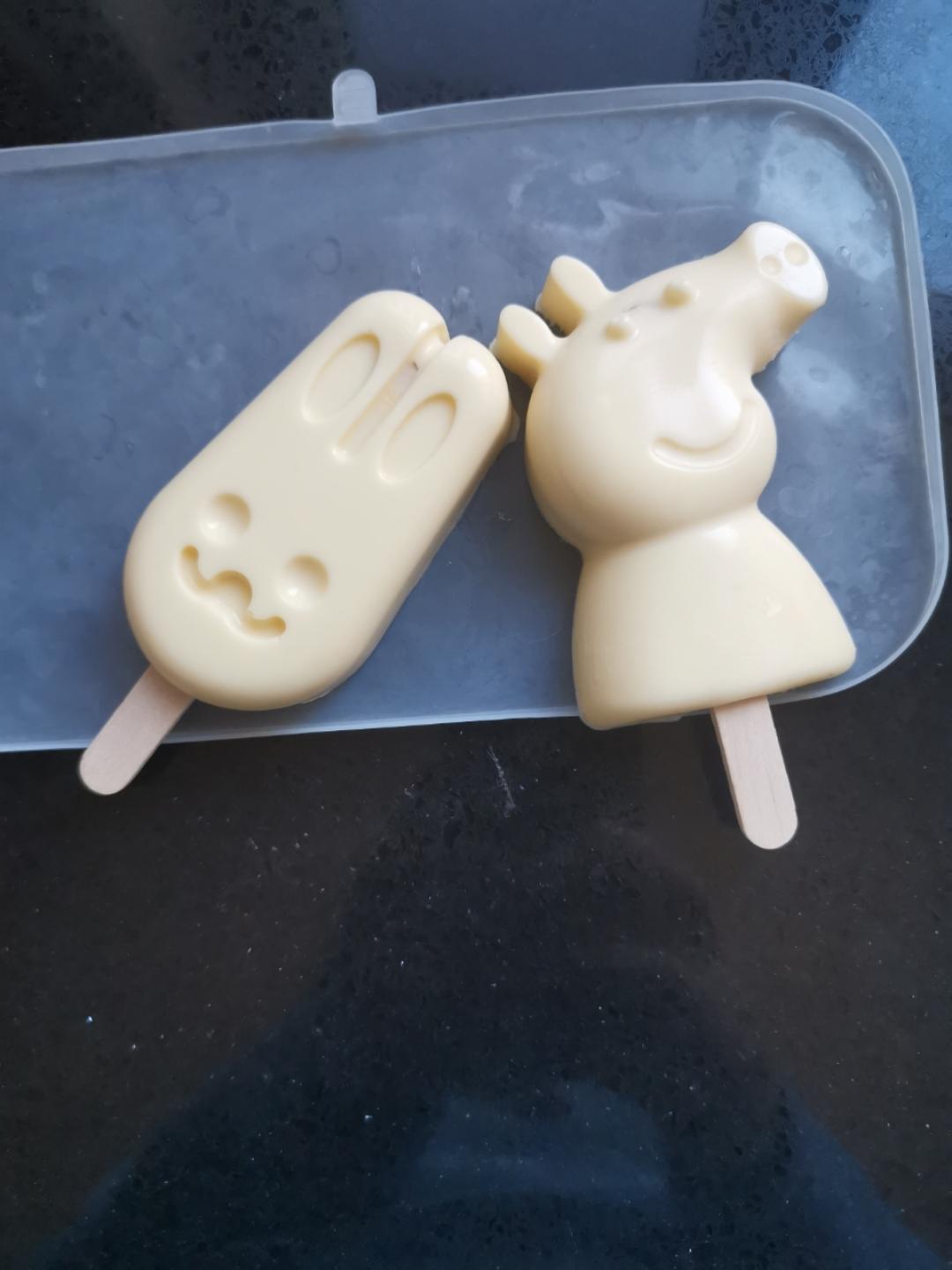 奶酪棒（秒杀市面上的妙可蓝多、女儿每天至少吃两支）