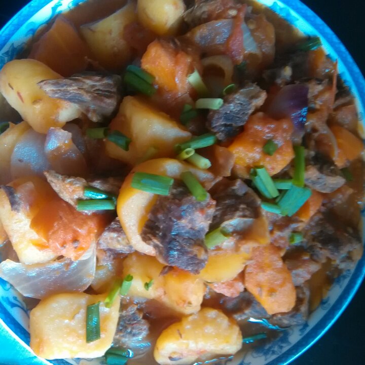 土豆炖牛肉