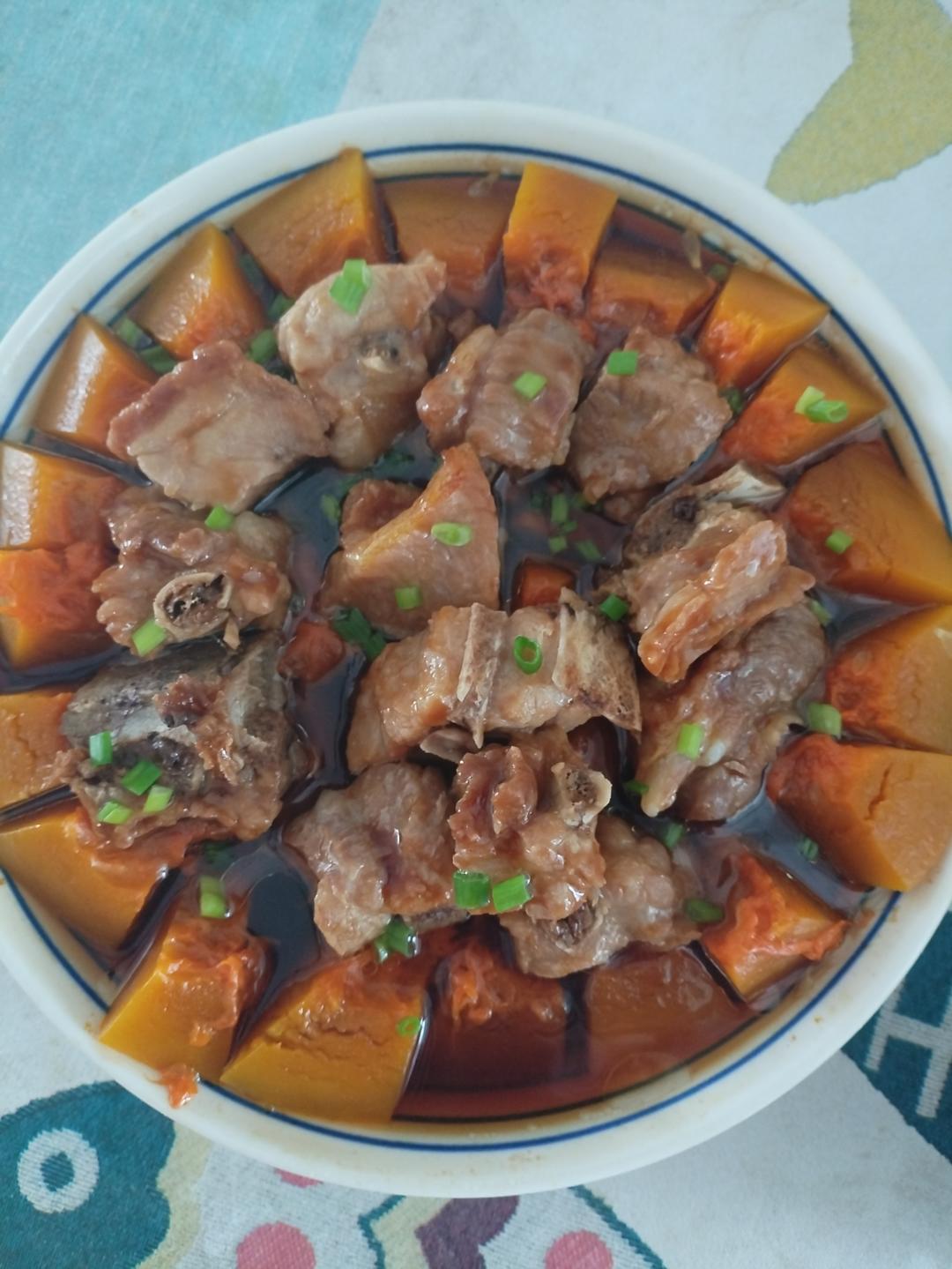 两步！做出嫩滑又多汁的南瓜🎃蒸排骨