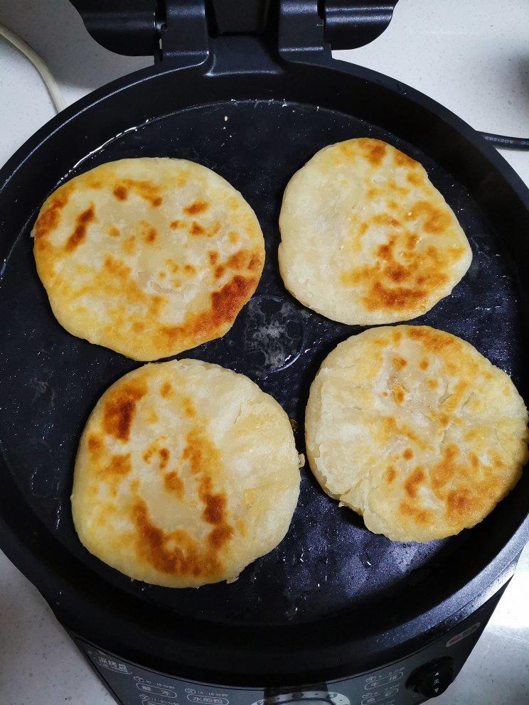 要多软就有多软的烫面芝麻小糖饼，甜到心窝❤️