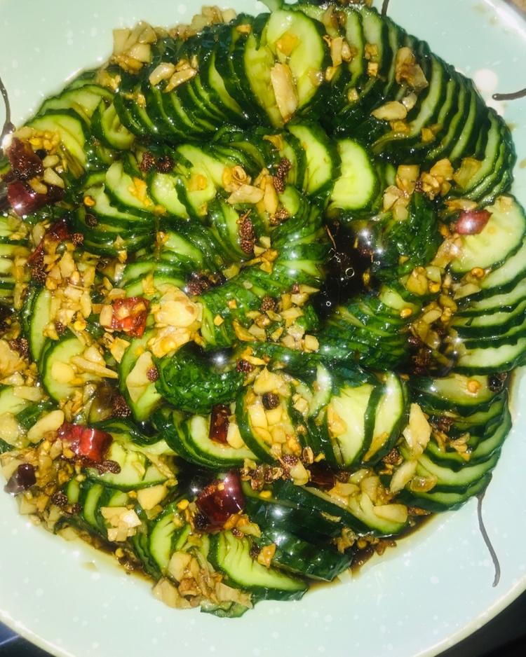 清脆爽口又下饭的蓑衣黄瓜 刀法窍门大揭秘——凉拌菜之王