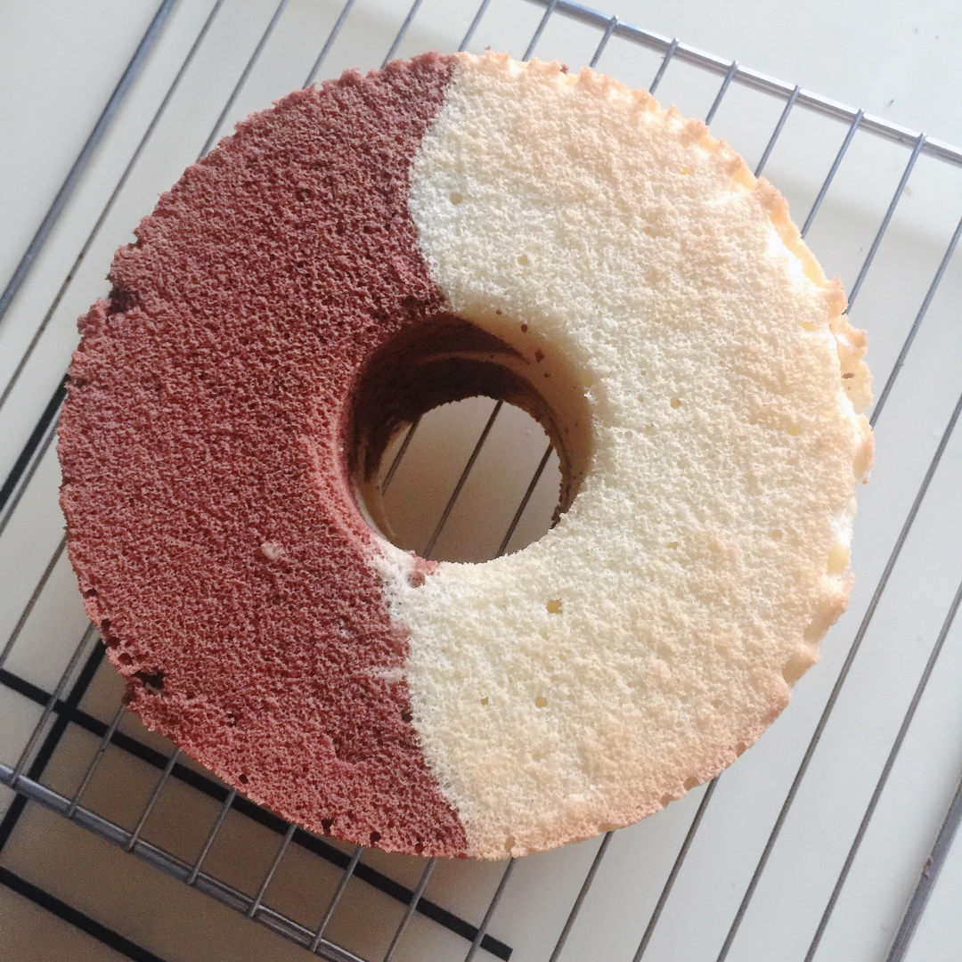 可可双色戚风（奶牛戚风）～17厘米加高戚风模或者18厘米戚风模