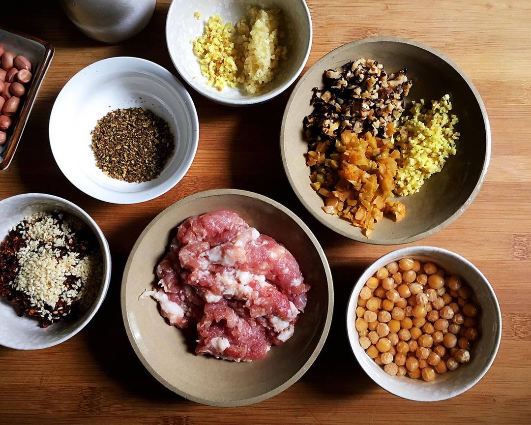 私房【豌豆杂酱·干溜面】重庆拌面·汤臊香·豌豆耙的做法 步骤3