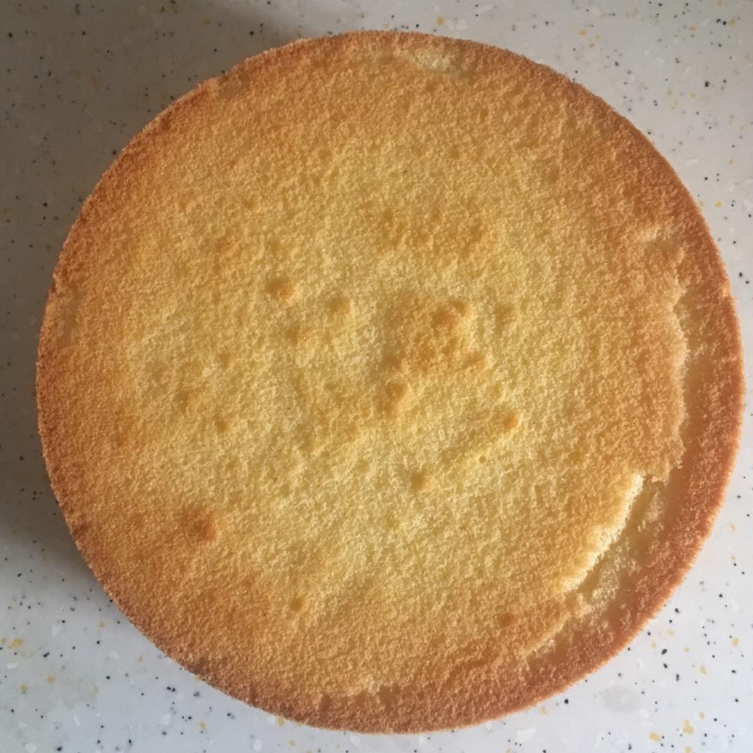 烤箱做蛋糕（戚风蛋糕的做法）