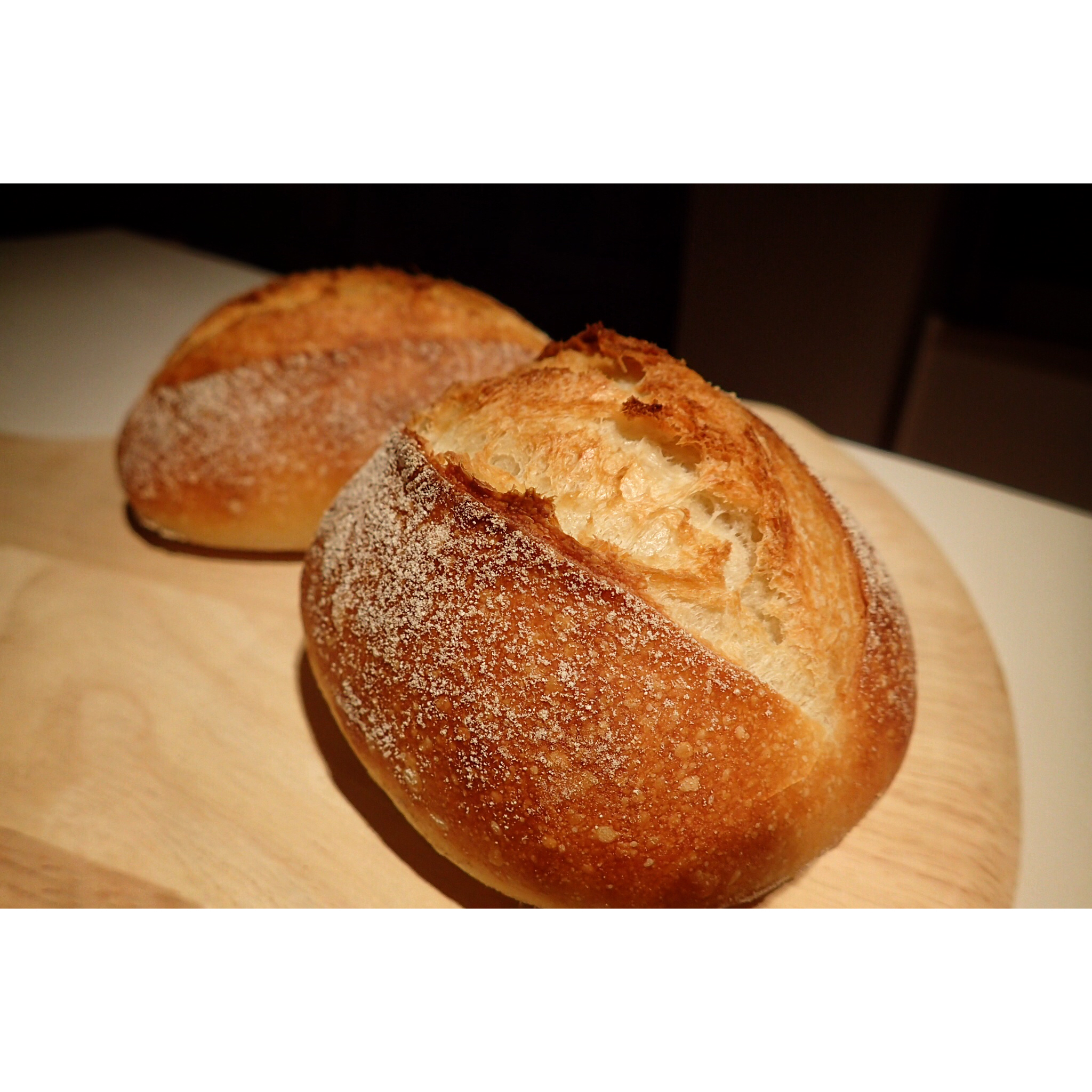 《割口发烧友的面包》—— 与基本配方配比相同的小法包（即发干酵母快手版6）