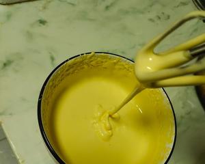 纯蛋黄奶粉溶豆无糖的做法 步骤2