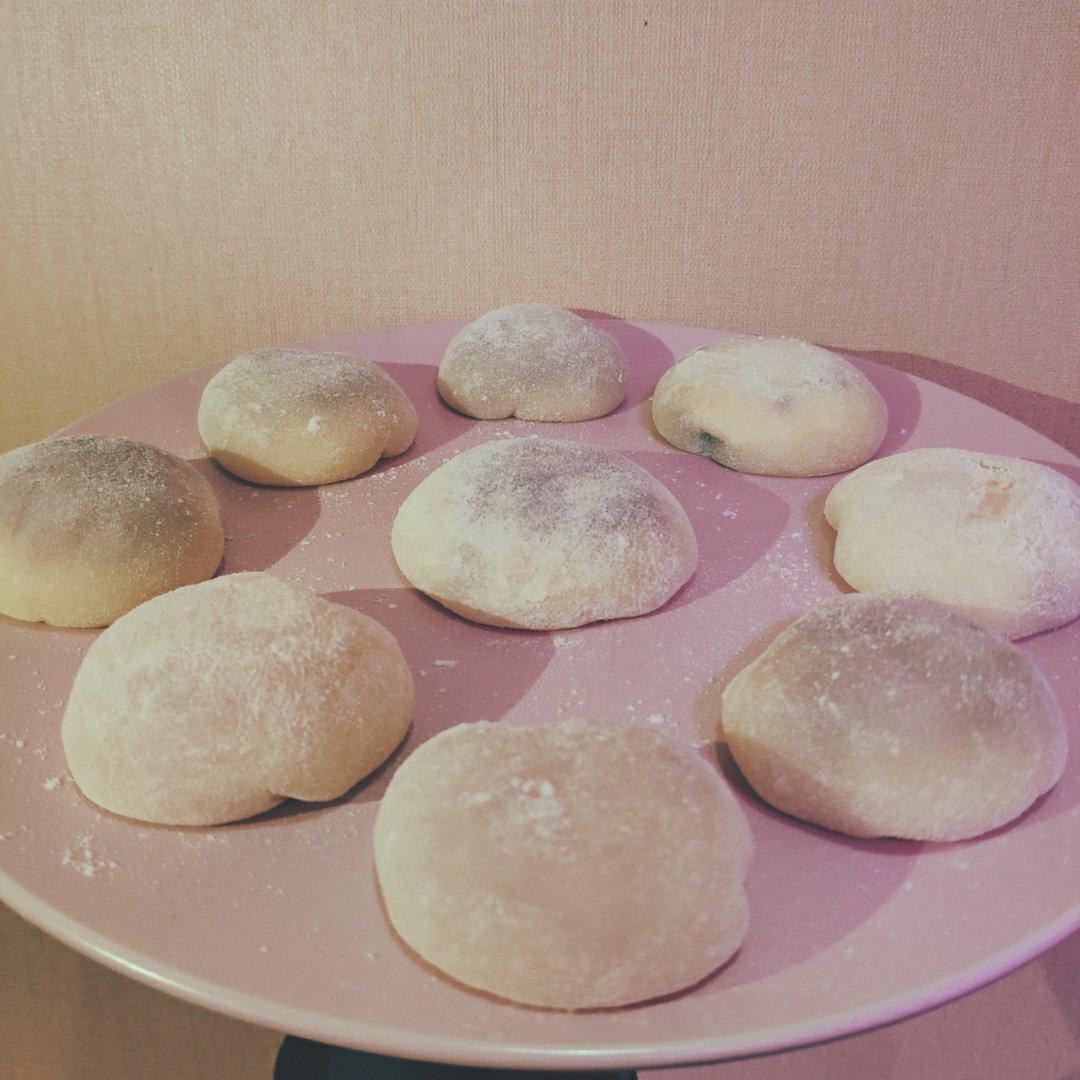 腹黑白胖子——奥利奥雪媚娘