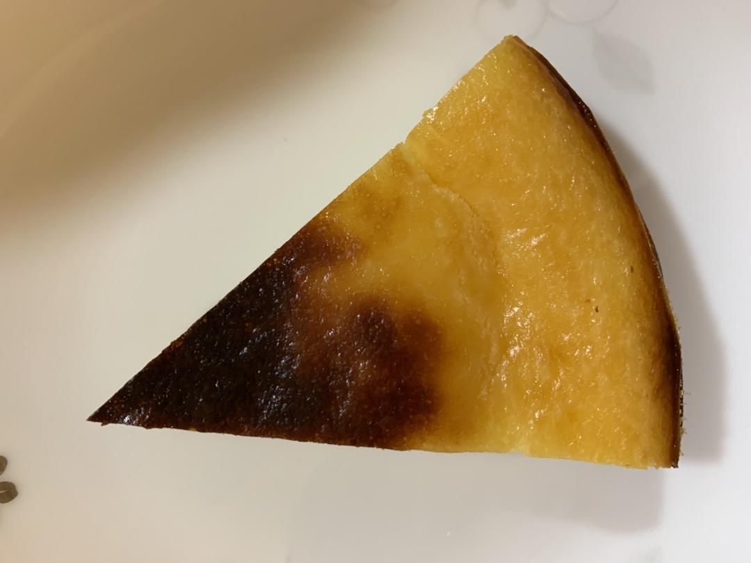 4寸巴斯克式芝士蛋糕