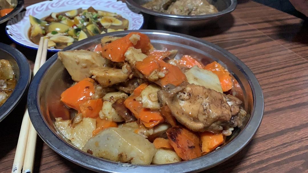 北鼎铸铁锅食谱｜焖蒜香鸡翅