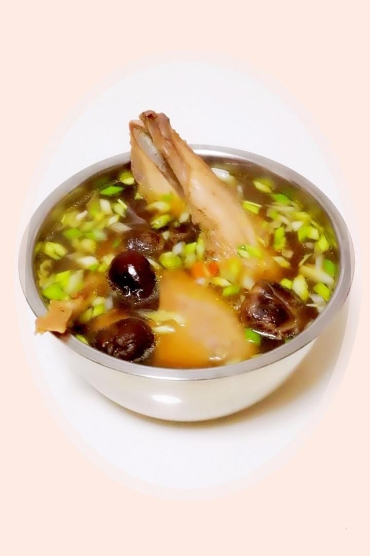 滋补鸡汤