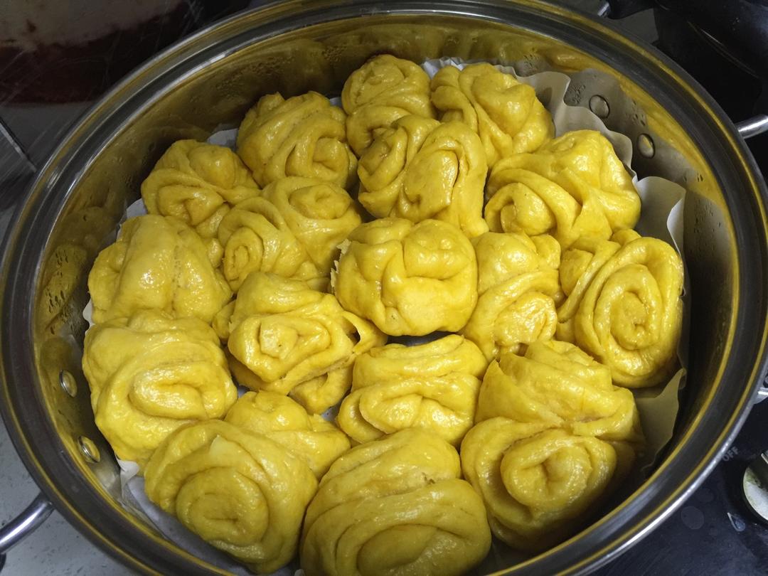 南瓜花卷馒头