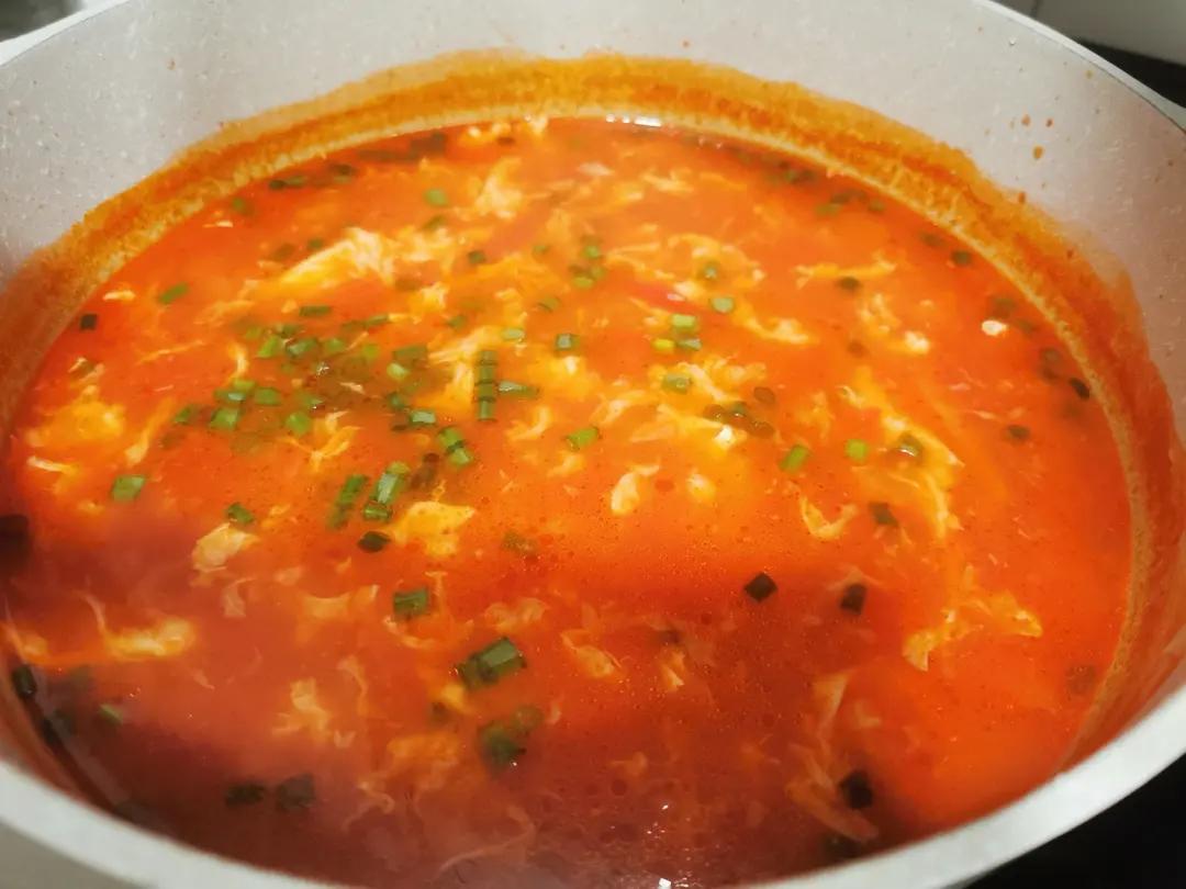 【跟我做不会错】简单又好喝的西红柿鸡蛋汤，家常又营养哦